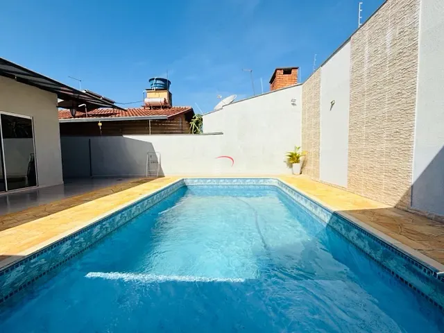 Casa com 384m² 3 quartos e 3 banheiros, à venda, no bairro Brasília em Londrina