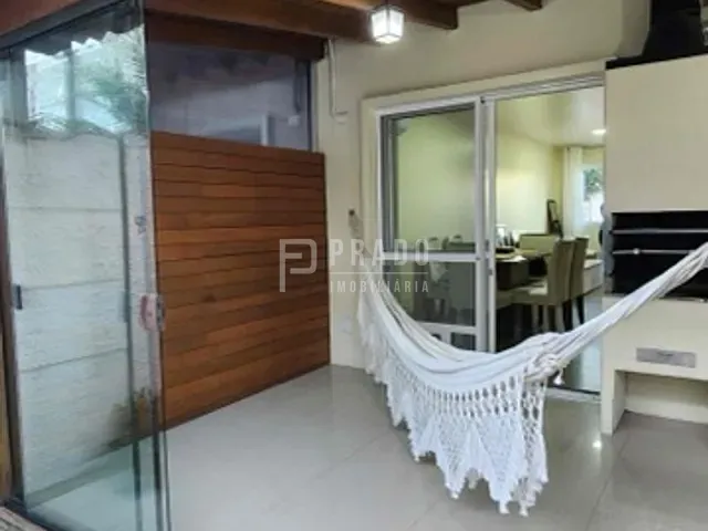 Casa com 94m² 2 quartos e 2 banheiros, à venda, no bairro Areal em Pelotas