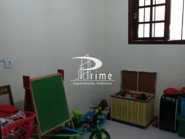 Casa com 389m² 4 quartos e 3 banheiros, à venda, no bairro Maria Paula em Niterói