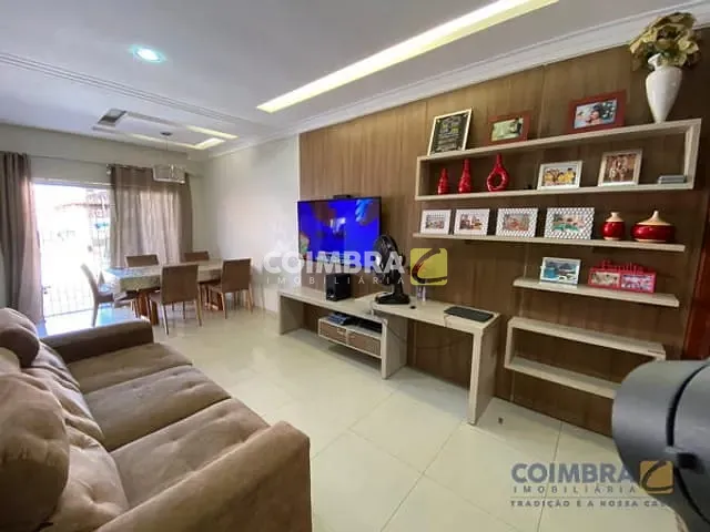 Casa com 224m² 3 quartos e 2 banheiros, à venda, no bairro Floresta em Santarém