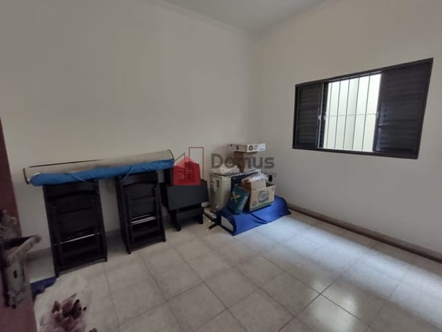Casa com 250m², à venda, no bairro Loteamento Residencial Andrade em Pindamonhangaba