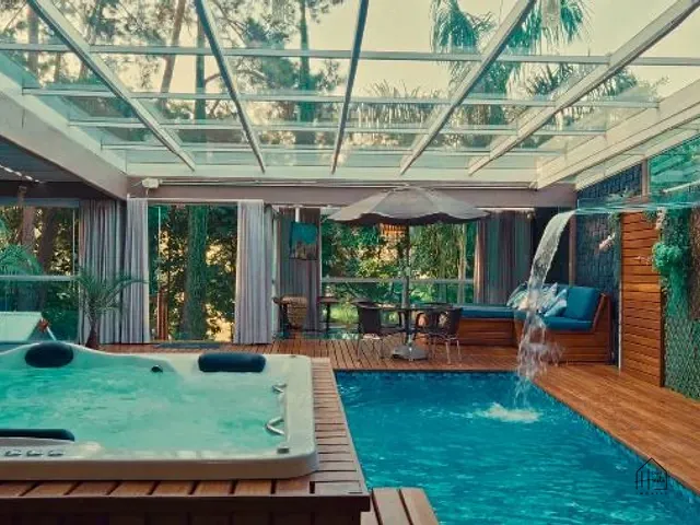 Casa com 503m² 4 quartos e 4 banheiros, à venda, no bairro Quinta dos Angicos em Cotia
