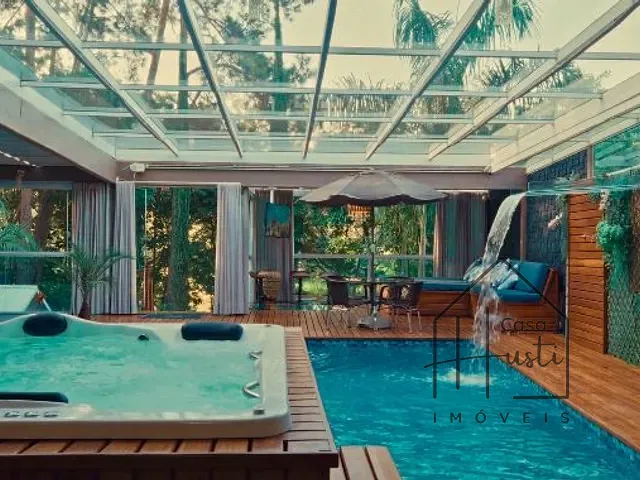Casa com 503m² 4 quartos e 4 banheiros, à venda, no bairro Quinta dos Angicos em Cotia