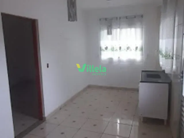 Casa à venda, no bairro Jardim Maragogipe em Itaquaquecetuba