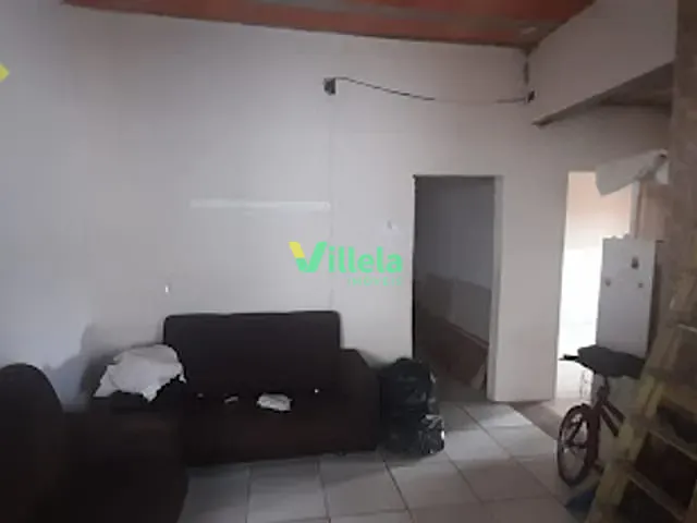 Casa à venda, no bairro Jardim Maragogipe em Itaquaquecetuba