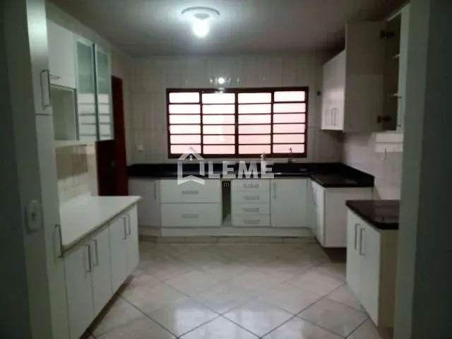 Casa 3 quartos e 1 banheiro, à venda, no bairro Conjunto Habitacional Gabriel do Ó em Mococa