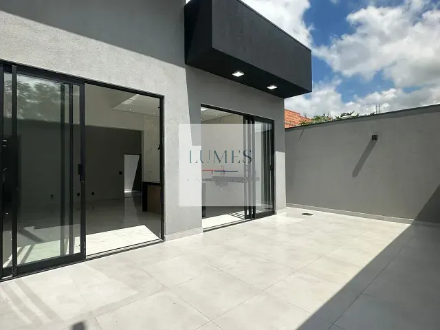 Casa 3 quartos e 3 banheiros, à venda, no bairro Jardim dos Lagos 2 em Nova Odessa
