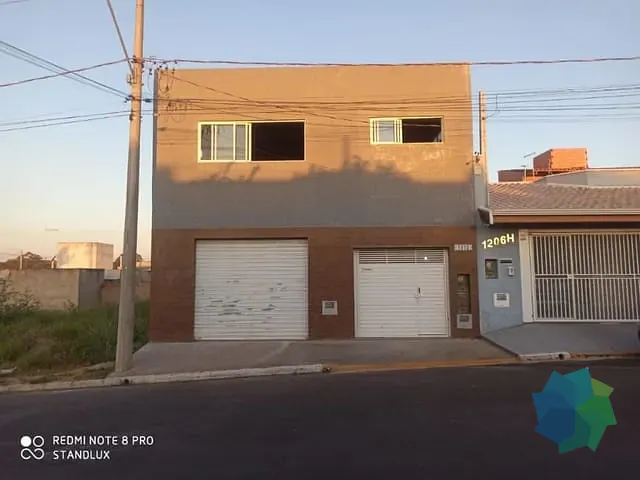 Casa com 160m² 2 quartos e 2 banheiros, à venda, no bairro Nossa Senhora do Monte Serrat em Salto