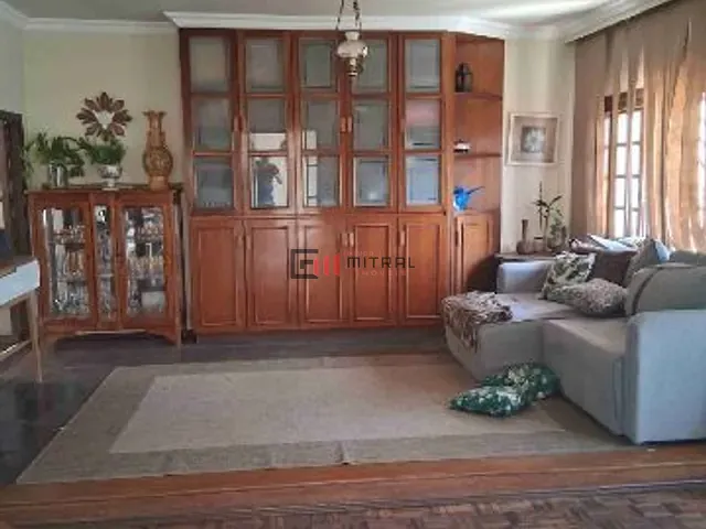 Casa 3 quartos e 3 banheiros, à venda, no bairro Ricardo em Londrina