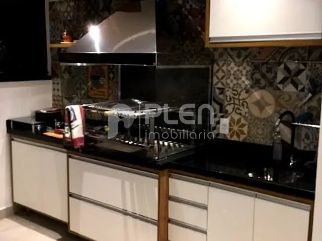 Casa com 233m² 3 quartos e 3 banheiros, à venda, no bairro Vila Mariza Mazzei em São Paulo