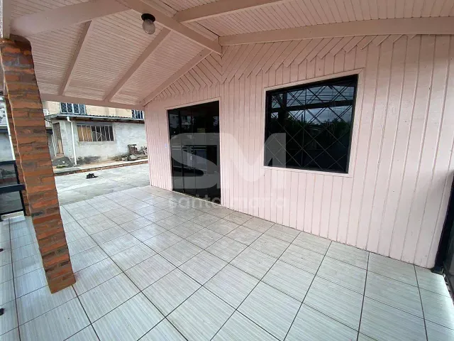 Casa 2 quartos e 1 banheiro, para alugar, no bairro Bela Vista em Chapecó