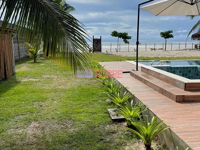 Casa com 1750m² 3 quartos e 5 banheiros, à venda, no bairro Olivença em Ilhéus