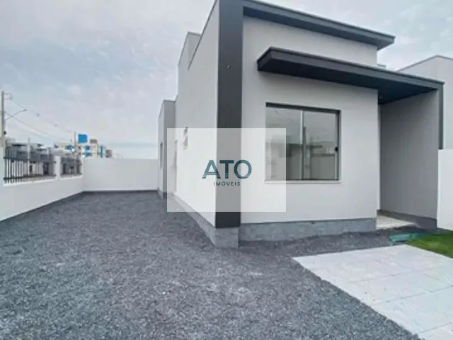 Casa 2 quartos e 1 banheiro, à venda, no bairro Dom Geraldo Joaia em Tijucas