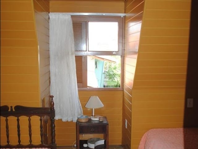 Casa com 600m² 3 quartos e 2 banheiros, para alugar, no bairro Ingleses Norte em Florianópolis