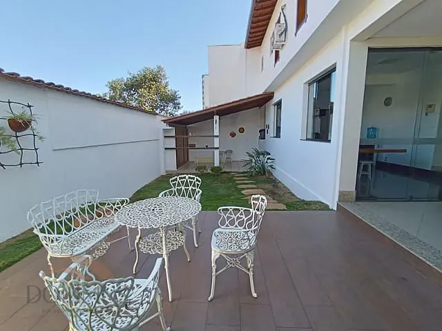 Casa com 345m² 4 quartos e 4 banheiros, à venda, no bairro Cariru em Ipatinga