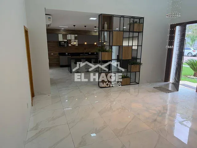 Casa com 587m² 3 quartos e 5 banheiros, à venda, no bairro Jardim Universitário em Cuiabá