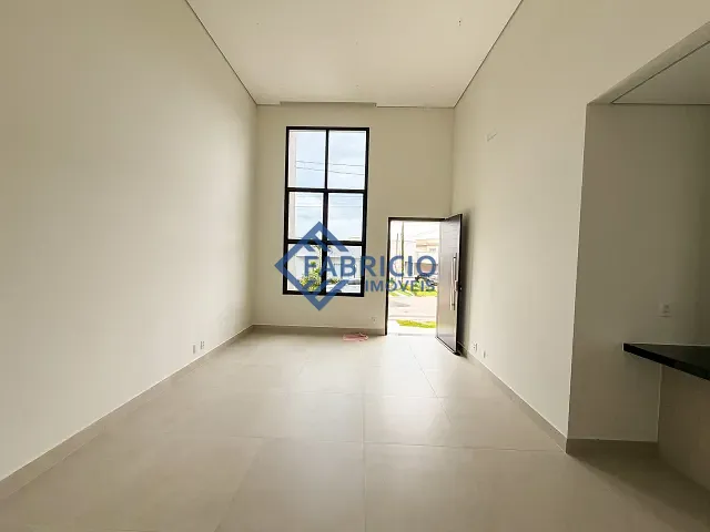Casa com 149m² 3 quartos e 3 banheiros, à venda, no bairro JD VERA CRUZ em Louveira