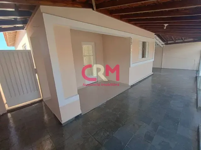 Casa com 242m² 2 quartos e 1 banheiro, à venda, no bairro Centro em Taquaritinga