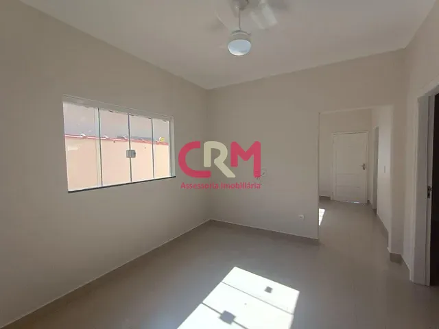 Casa com 242m² 2 quartos e 1 banheiro, à venda, no bairro Centro em Taquaritinga