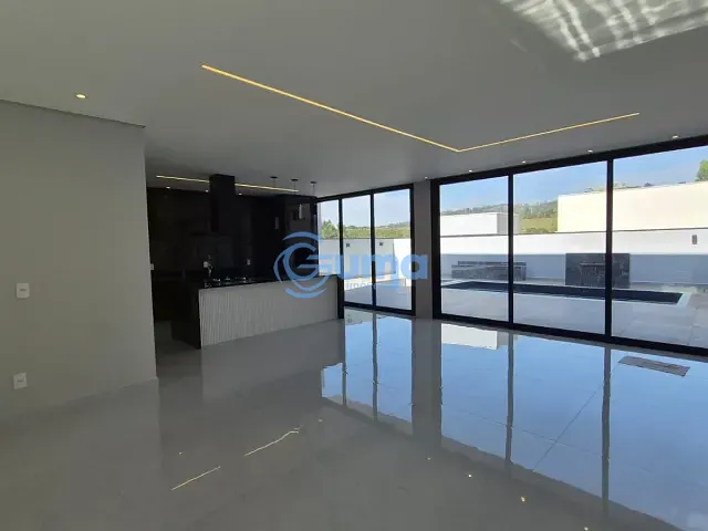 Casa com 300m² 3 quartos e 4 banheiros, à venda, no bairro Condomínio Residencial Euroville II em Bragança Paulista