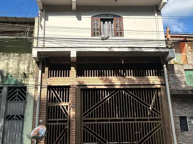 Casa 3 quartos e 2 banheiros, para alugar, no bairro Jardim Rebelato em Cotia
