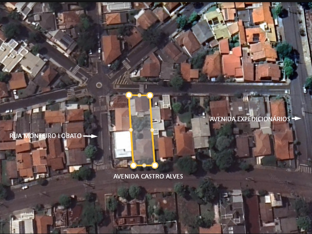 Foto do Casa - Casa à venda na Avenida Castro Alves, bem no Centro de Rolândia! Ótima localização! | Imobiliária Casa Grande - Rolândia