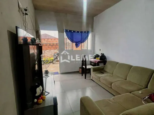Casa 4 quartos e 2 banheiros, à venda, no bairro Vila Santa Rosa em Mococa