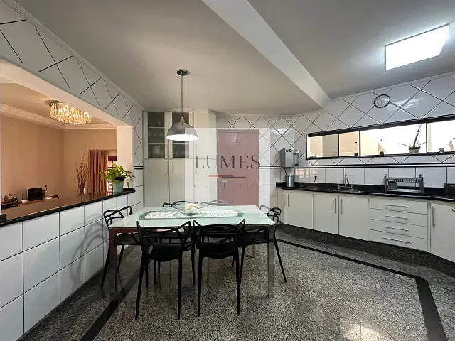 Casa 3 quartos e 3 banheiros, à venda, no bairro Parque Novo Mundo em Americana