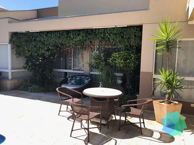 Casa com 1050m² 5 quartos e 5 banheiros, à venda, no bairro Terras de Monte Serrat em Salto