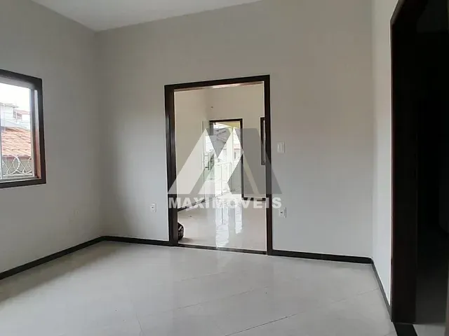 Casa 3 quartos e 1 banheiro, para alugar, no bairro São Francisco em Araçuaí