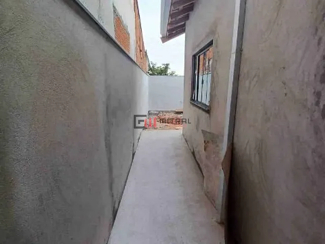 Casa 2 quartos e 1 banheiro, à venda, no bairro Jardim da Urca em Londrina