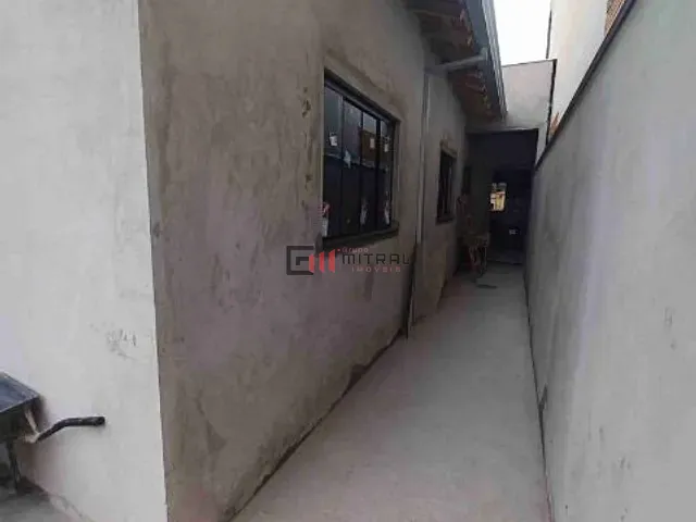 Casa 2 quartos e 1 banheiro, à venda, no bairro Jardim da Urca em Londrina