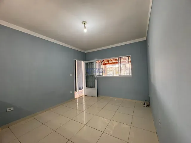 Casa com 130m² 3 quartos e 2 banheiros, à venda, no bairro Jardim Oriente em São José dos Campos
