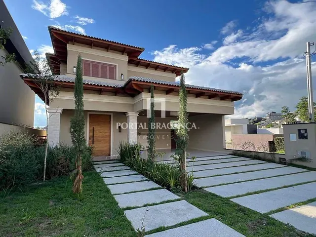 Casa com 468m² 4 quartos e 6 banheiros, à venda, no bairro Condomínio Vale das Águas em Bragança Paulista