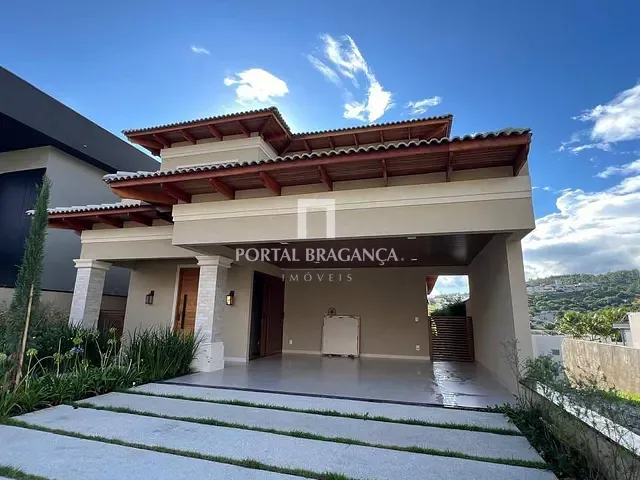 Casa com 468m² 4 quartos e 6 banheiros, à venda, no bairro Condomínio Vale das Águas em Bragança Paulista