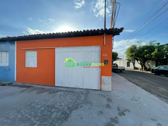 Casa com 70m² 2 quartos e 1 banheiro, para alugar, no bairro São João em Teresina
