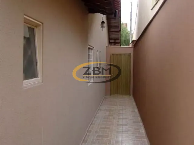 Casa com 250m² 4 quartos e 4 banheiros, à venda, no bairro Jardim Imagawa em Londrina