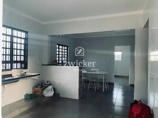 Casa com 150m² 2 quartos e 1 banheiro, à venda, no bairro Parque Santa Cândida em Bauru