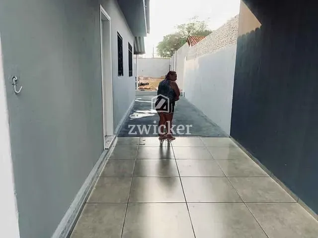 Casa com 150m² 2 quartos e 1 banheiro, à venda, no bairro Parque Santa Cândida em Bauru