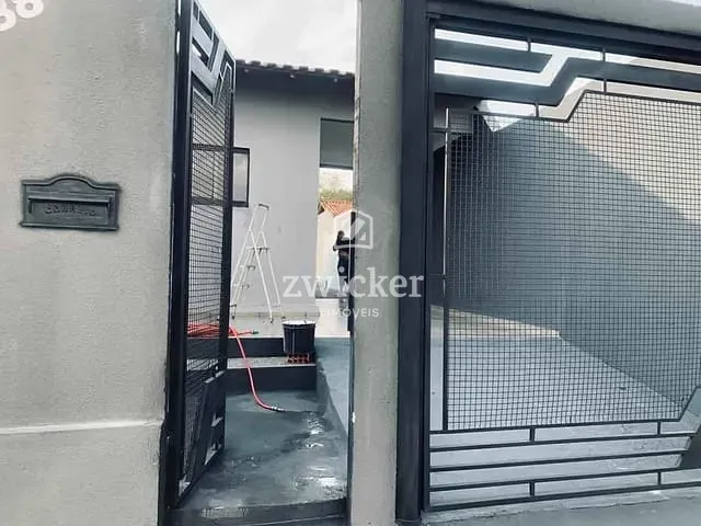 Casa com 150m² 2 quartos e 1 banheiro, à venda, no bairro Parque Santa Cândida em Bauru