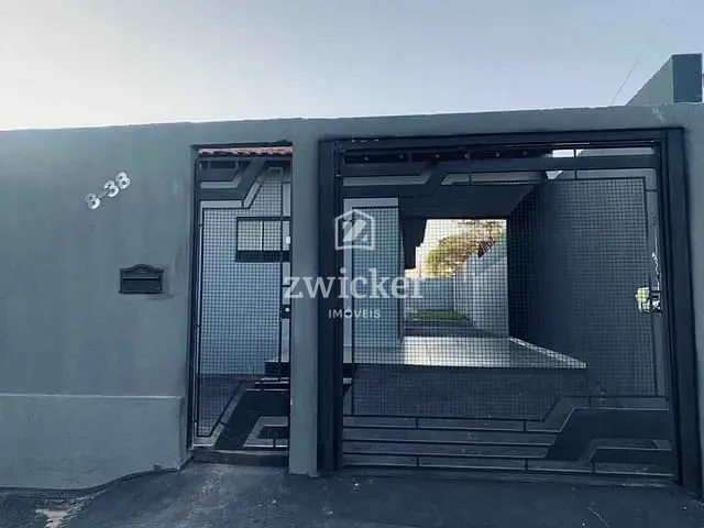 Casa com 150m² 2 quartos e 1 banheiro, à venda, no bairro Parque Santa Cândida em Bauru