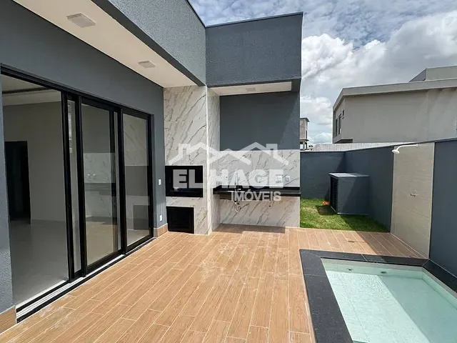 Casa com 250m² 3 quartos e 4 banheiros, à venda, no bairro Ribeirão do Lipa em Cuiabá