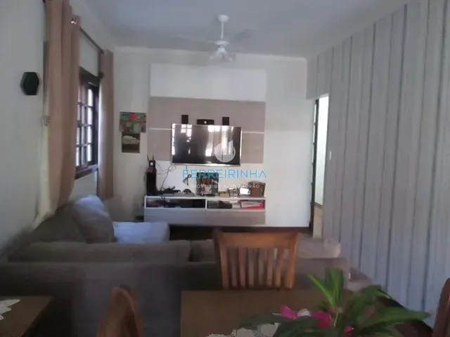 Casa com 250m² 3 quartos e 3 banheiros, à venda, no bairro Urbanova em São José dos Campos