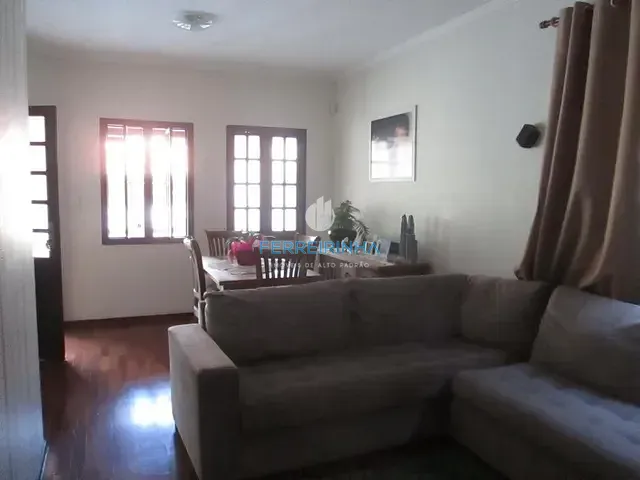 Casa com 250m² 3 quartos e 3 banheiros, à venda, no bairro Urbanova em São José dos Campos
