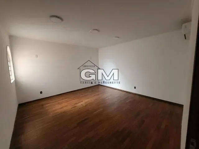 Sobrado com 528m² 4 quartos e 5 banheiros, à venda, no bairro Jardim Sumaré em Ribeirão Preto