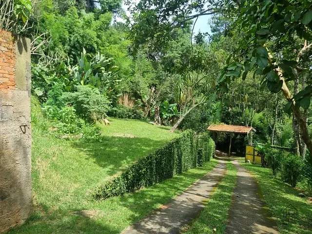 Casa 4 quartos e 2 banheiros, à venda, no bairro Chácara Santa Mônica em Vargem Grande Paulista