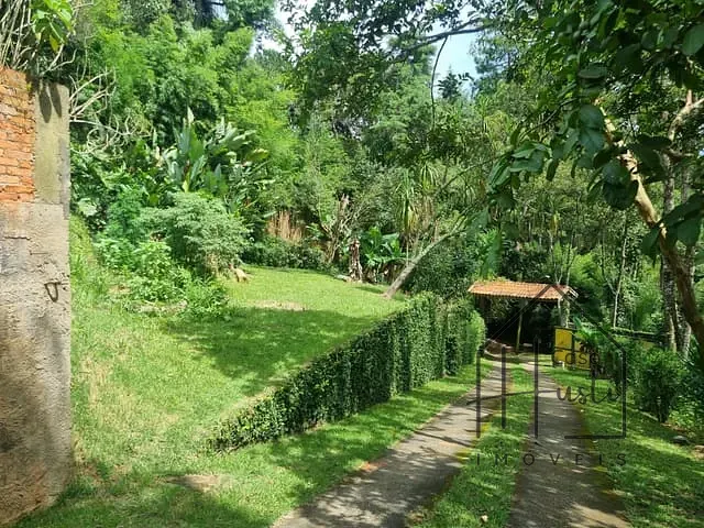 Casa 4 quartos e 2 banheiros, à venda, no bairro Chácara Santa Mônica em Vargem Grande Paulista