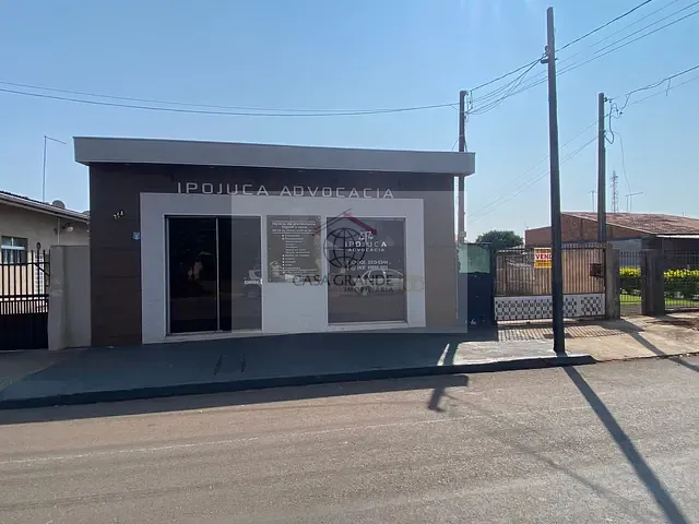 Casa com 630m² 3 quartos e 2 banheiros, à venda, no bairro Vila Oliveira em Rolândia