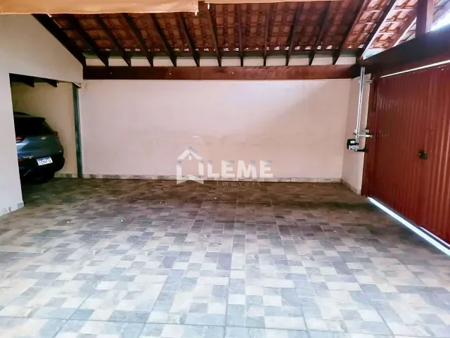 Casa 2 quartos e 2 banheiros, à venda, no bairro Residencial Samambaia em Mococa