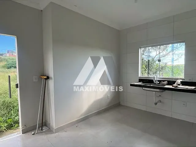 Casa 1 quarto e 1 banheiro, para alugar, no bairro Alto Paraiso em Araçuaí